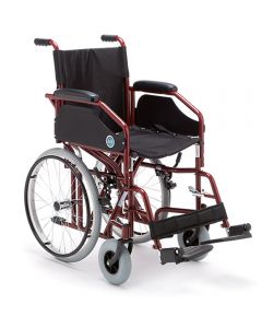 Carrozzina pieghevole in acciaio verniciato, compatta e resistente, con ruote grandi per una guida confortevole e accessori per maggiore praticità.